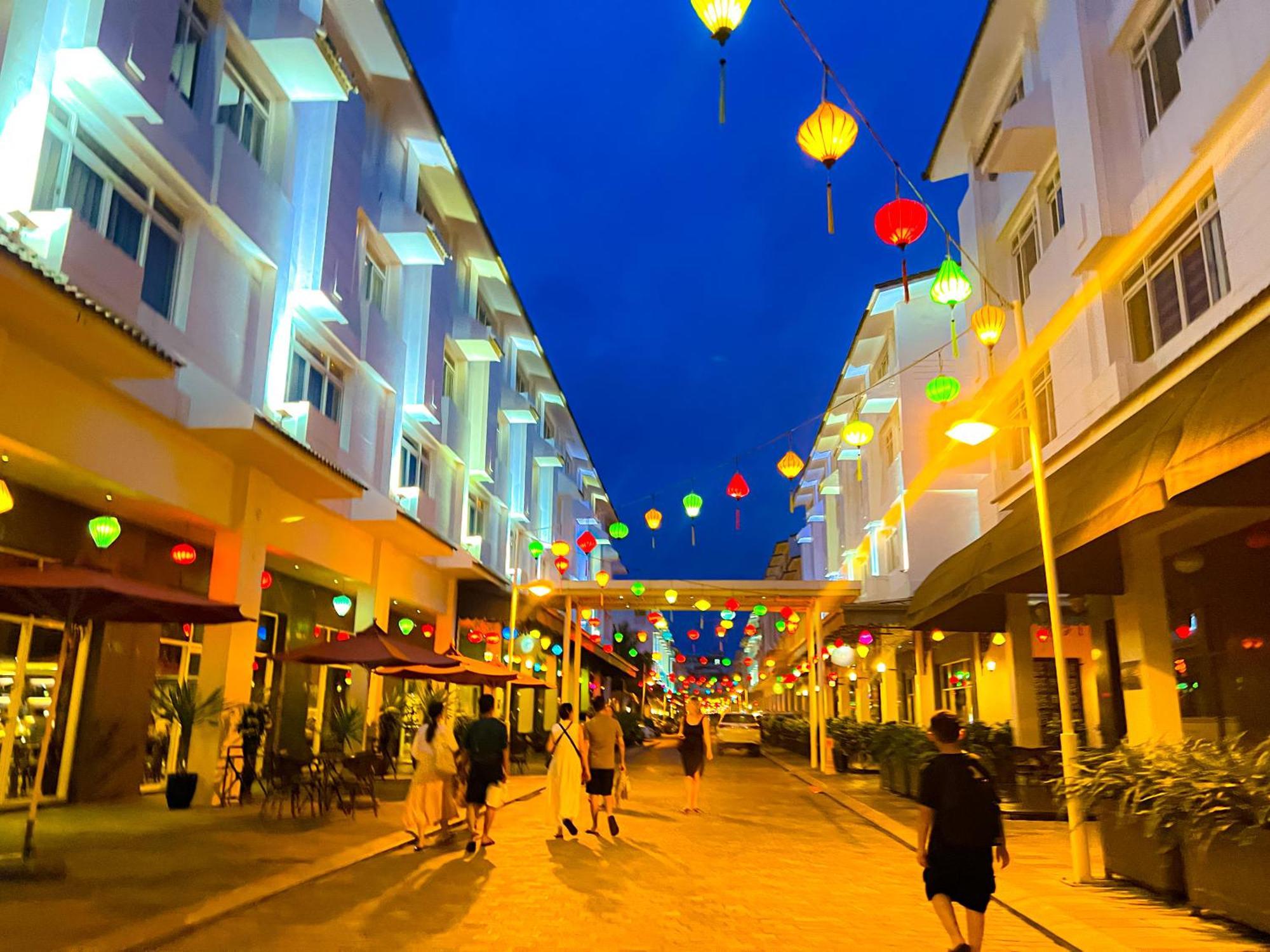Canh Buom Homestay - Tuan Chau Ха Лонг Екстериор снимка