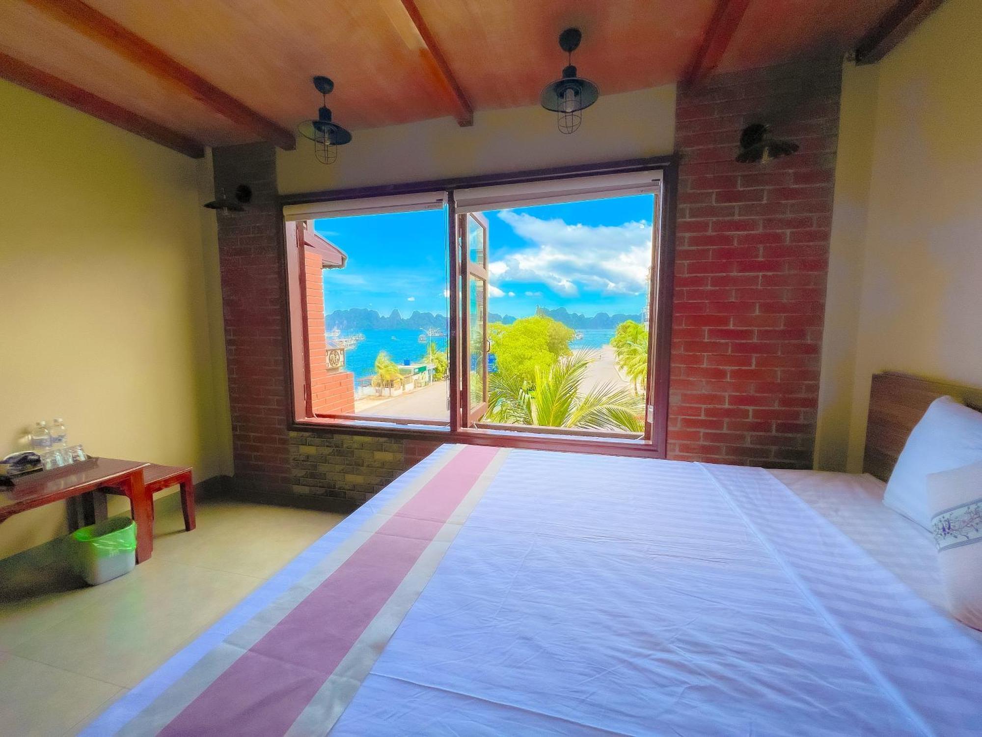 Canh Buom Homestay - Tuan Chau Ха Лонг Екстериор снимка