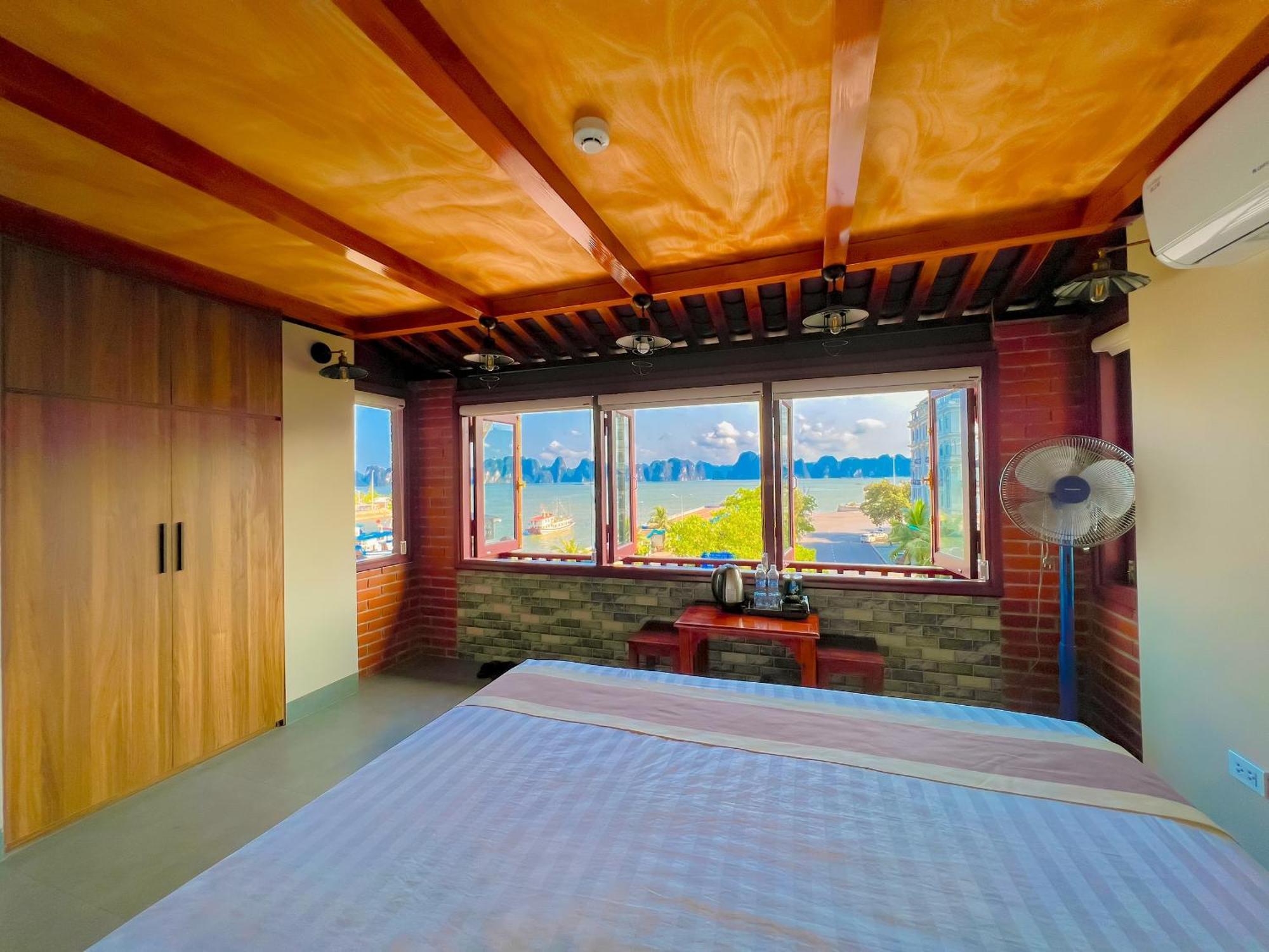 Canh Buom Homestay - Tuan Chau Ха Лонг Екстериор снимка